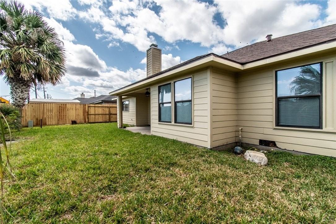 3226 Bordeaux Dr - Photo 6 of 33