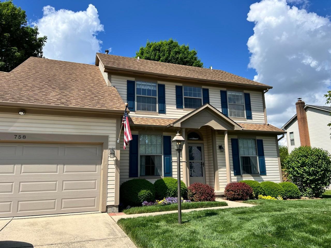 758 N Starr Dr - Photo 3 of 39