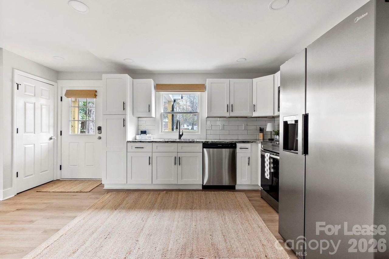 1707 Wilson W Lee Blvd - Photo 6 of 24