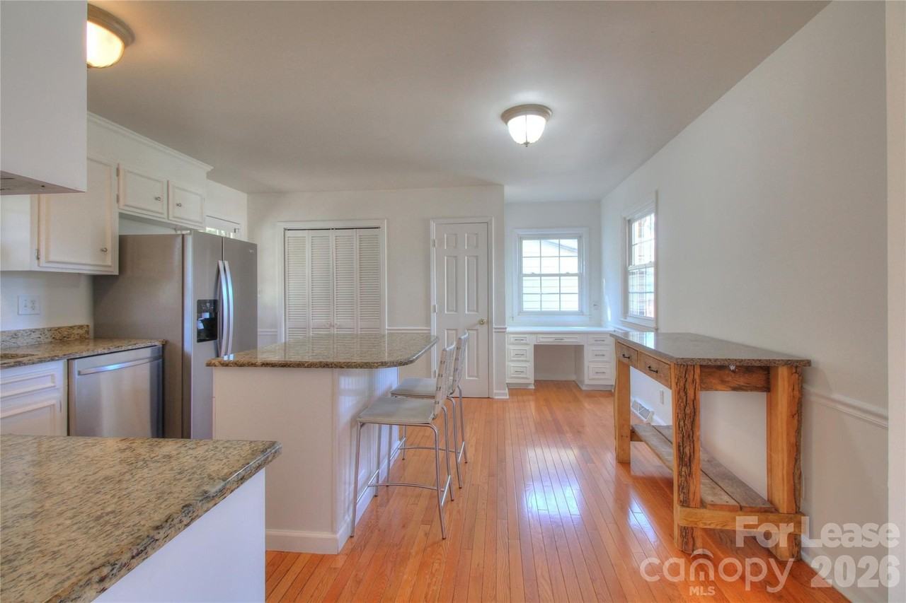 4306 Creemore Dr - Photo 6 of 26