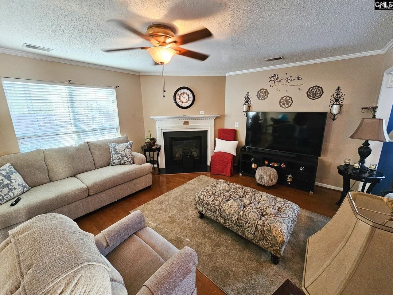 333 Tall Shadows Ln - Photo 5 of 35