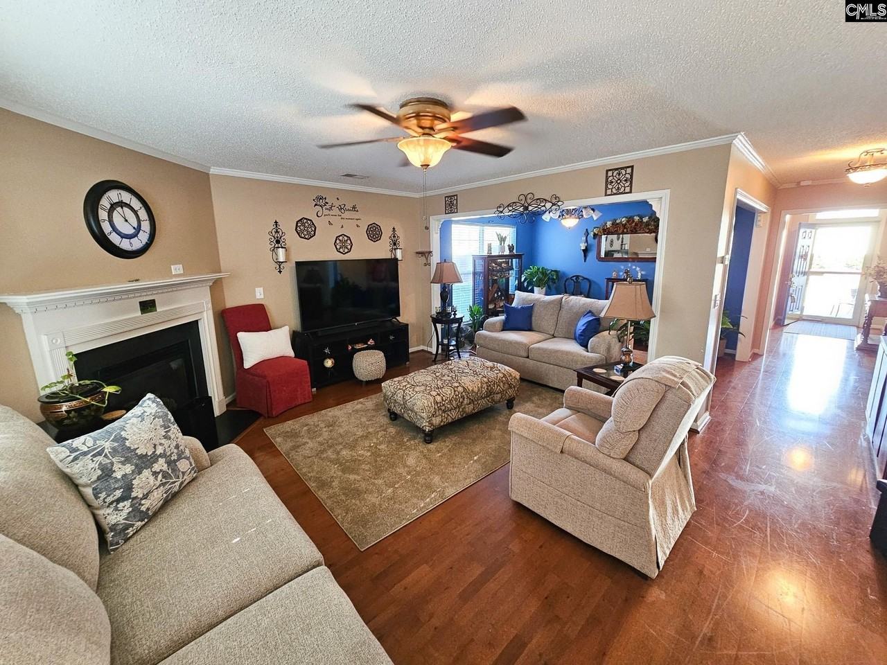 333 Tall Shadows Ln - Photo 6 of 35