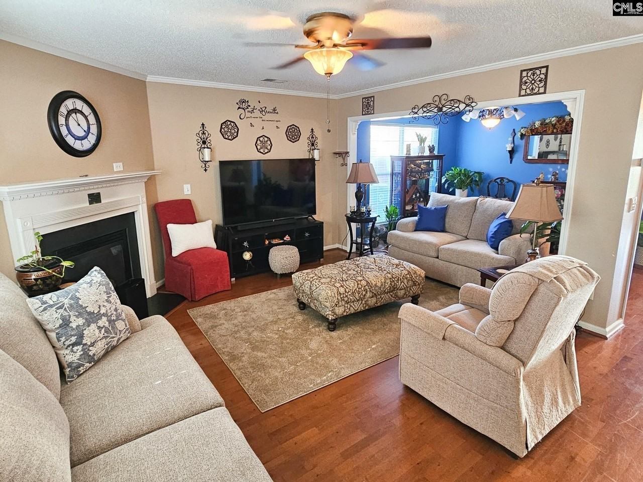 333 Tall Shadows Ln - Photo 7 of 35