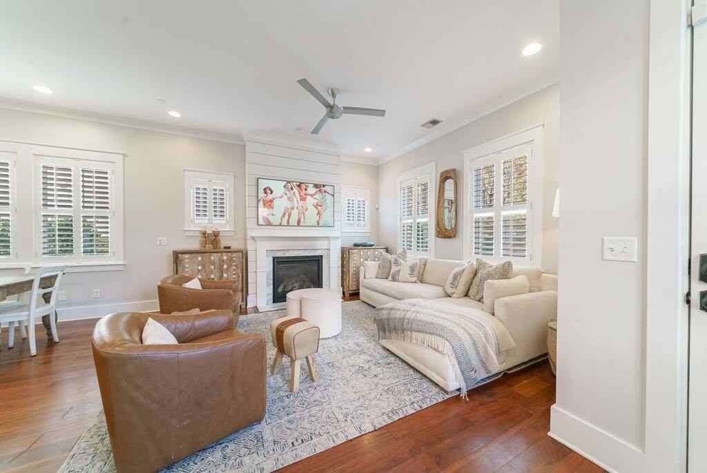 419 King St - Photo 6 of 50