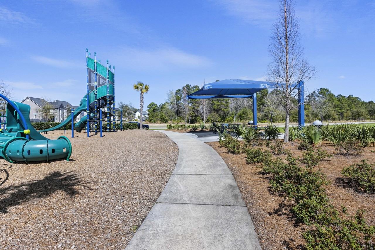 108 Ingleside Dr - Photo 6 of 44