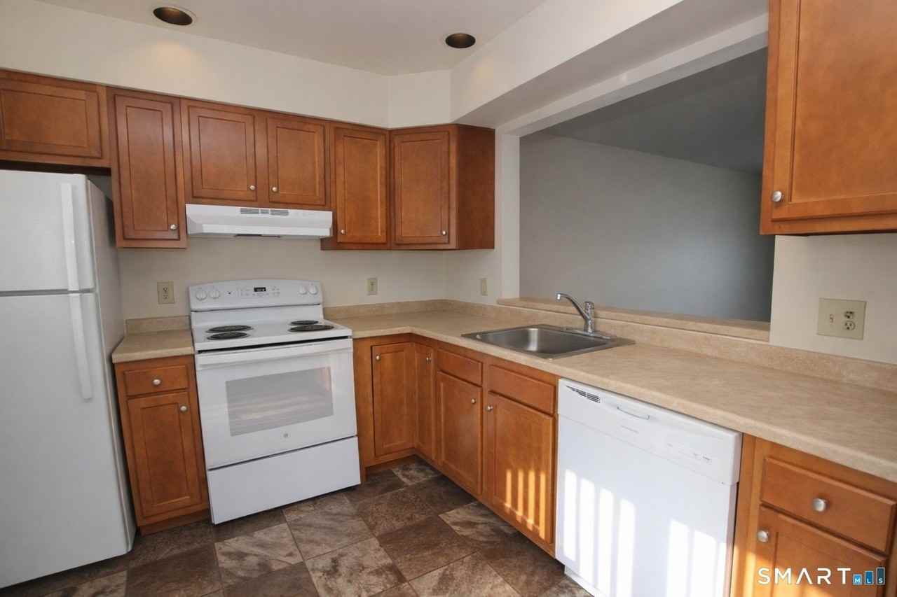 34 James St Unit A #A - Photo 4 of 10