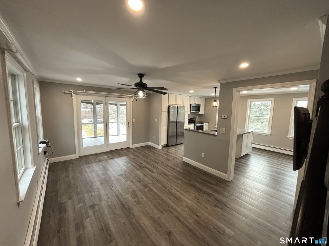 72 Ingham Hill Rd - Photo 7 of 25