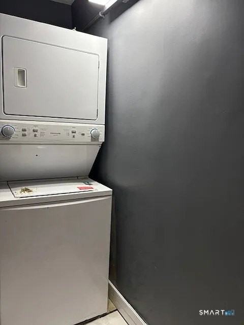 663 High Ridge Rd - Photo 3 of 6