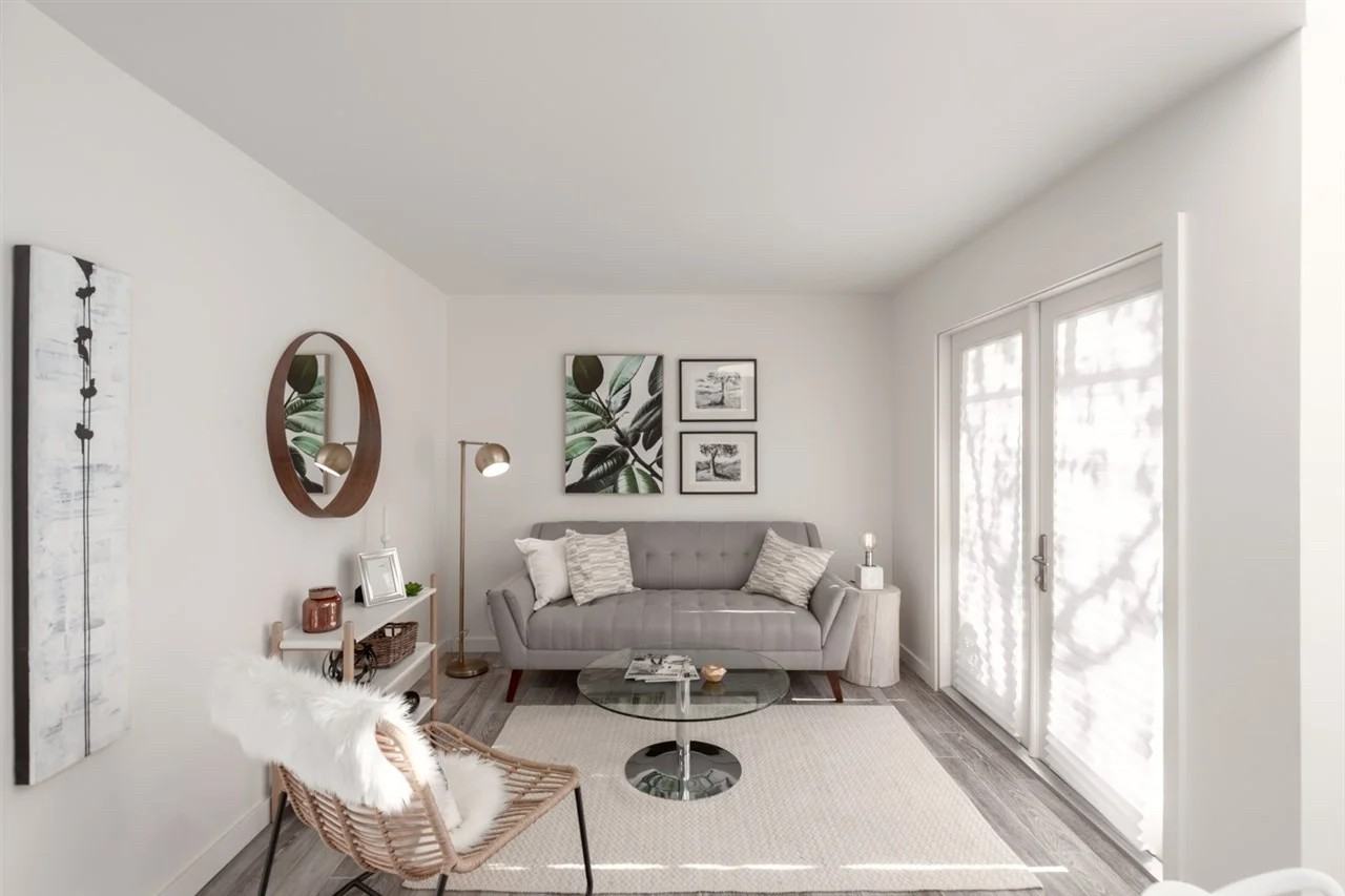 488 Jackson Ave - Photo 5 of 15