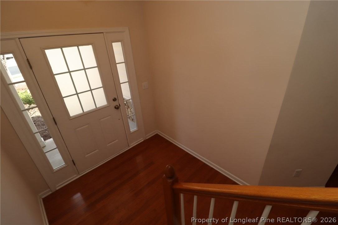 619 Sealine Dr - Photo 2 of 40