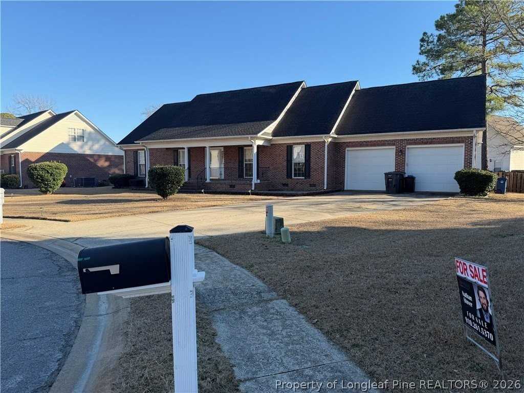 3829 Sunchase Dr - Photo 2 of 35