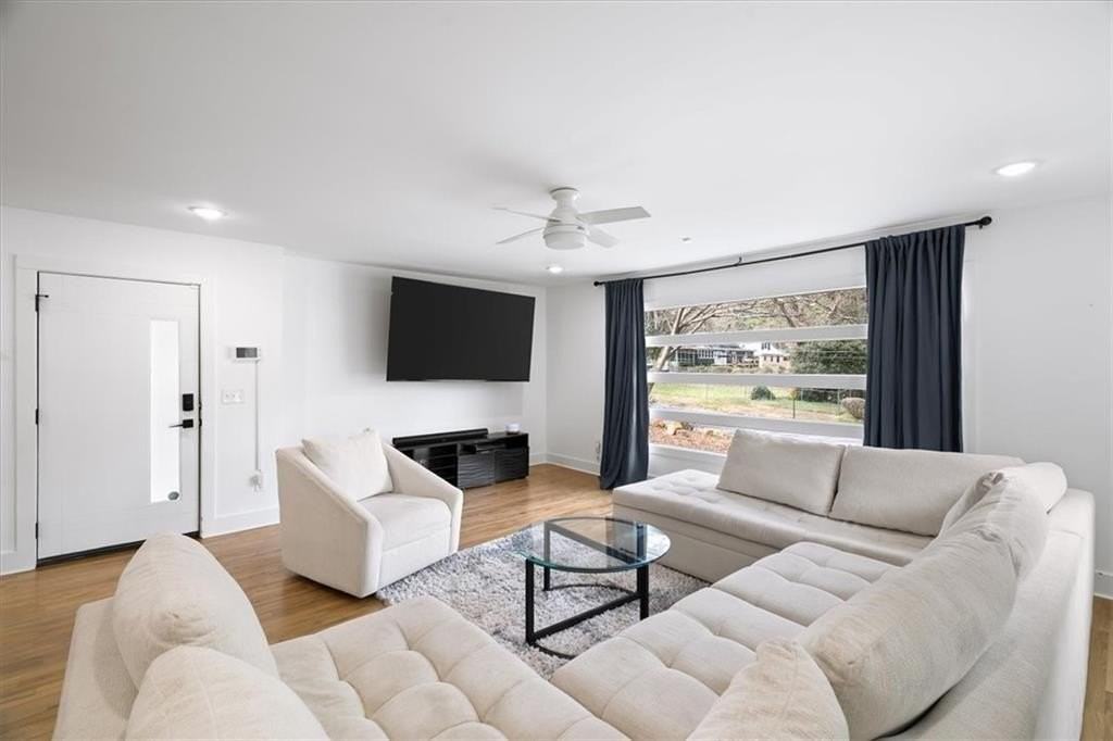 1846 Rogers Ave Sw - Photo 2 of 36