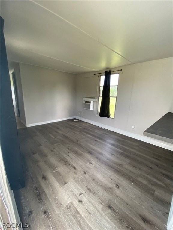8086 Heck Dr #6 - Photo 3 of 10