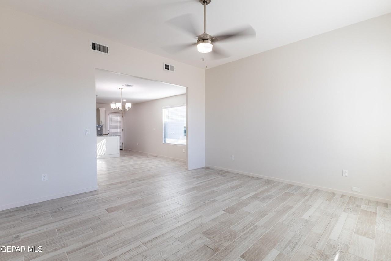 13909 Paseo Bosque Ave - Photo 3 of 12