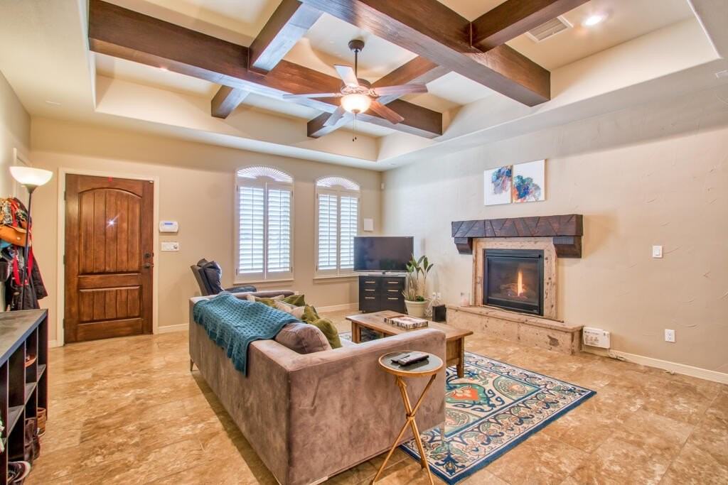 3207 Christian Cunningham - Photo 4 of 44