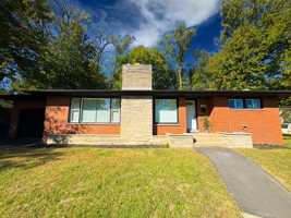 featured image of 6910 Ash Ave