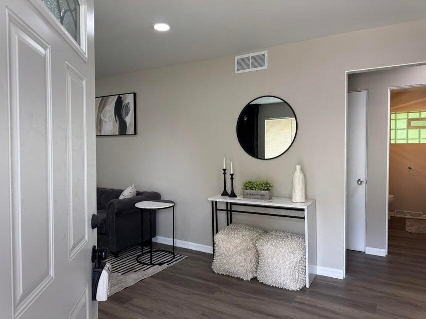 6910 Ash Ave - Photo 4 of 28