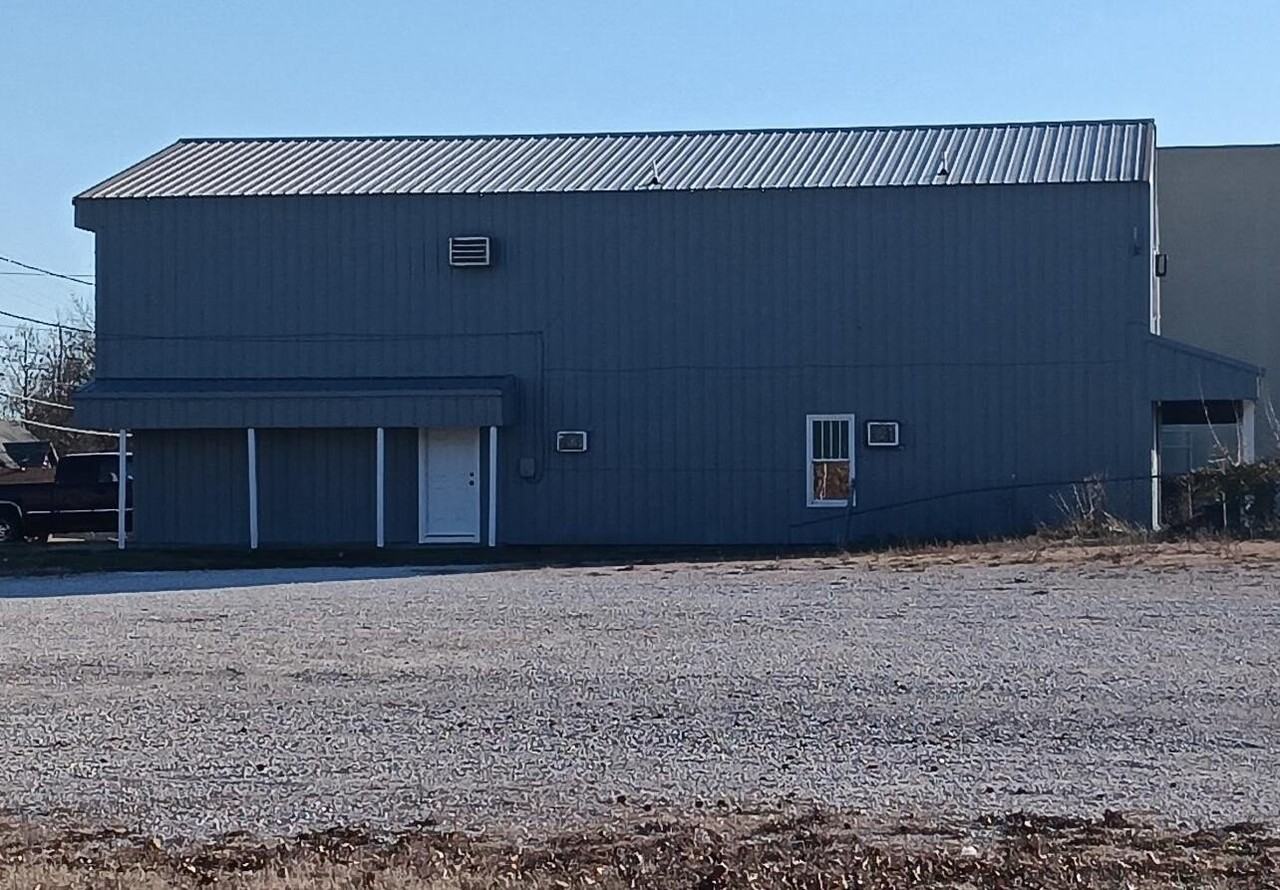 623 S Boston Pl Apt E - Photo 2 of 7