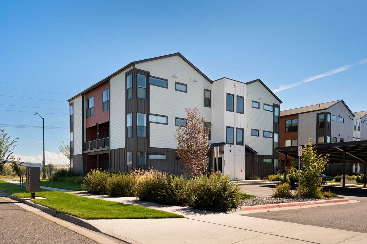 2710 Sartain St #304