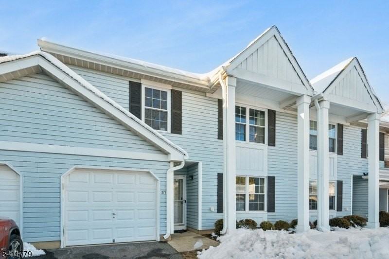 371 Hawkshead Way - Photo 4 of 37