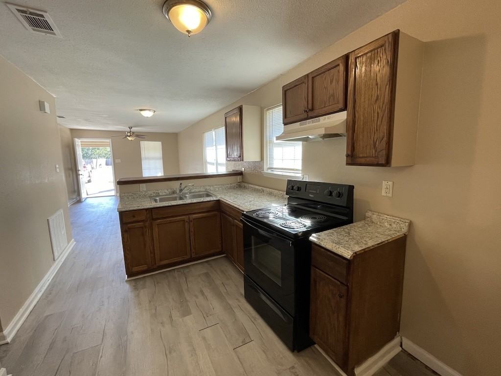 506 Broad St #1 - Photo 3 of 9