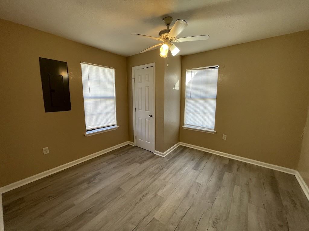 506 Broad St #1 - Photo 7 of 9