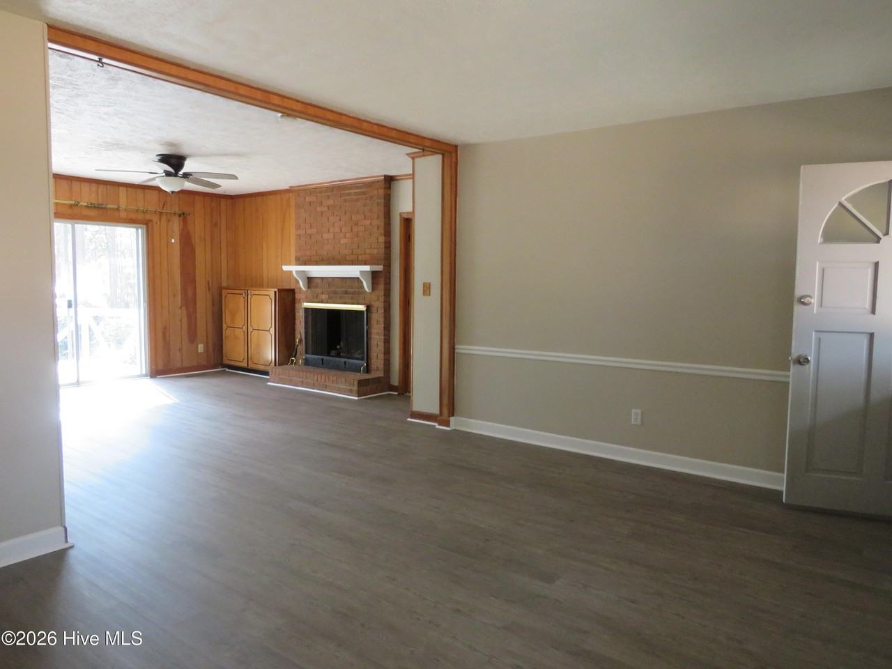 312 Selkirk Trl - Photo 3 of 19