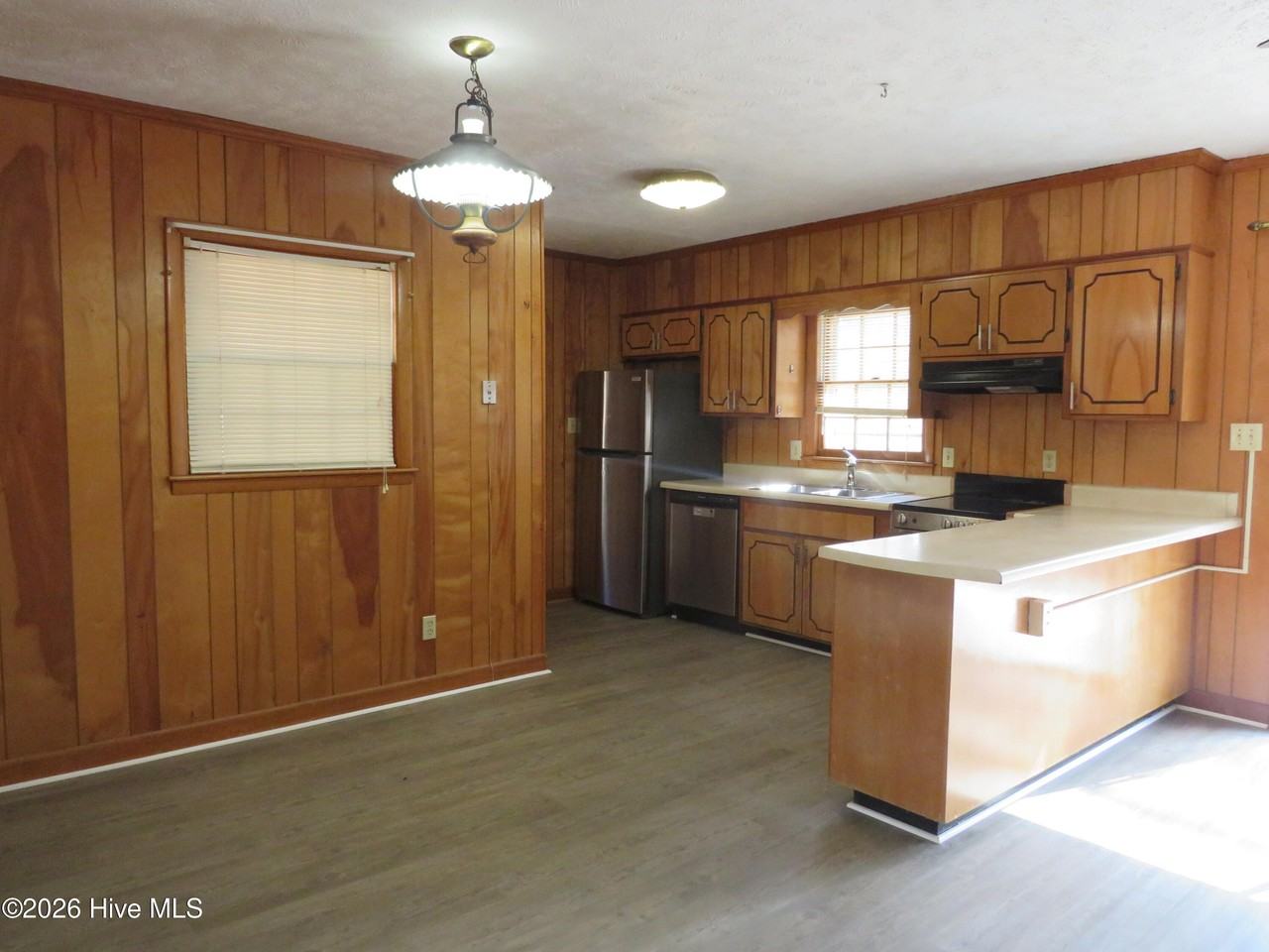 312 Selkirk Trl - Photo 5 of 19