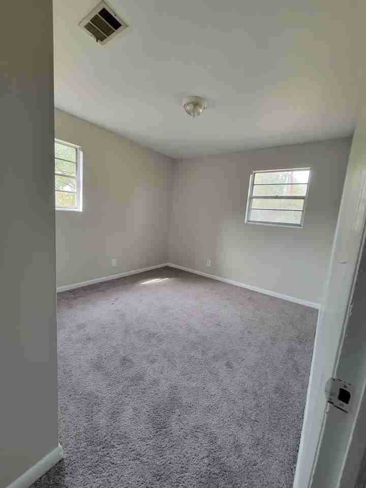 1818 Cheryl Dr - Photo 6 of 11