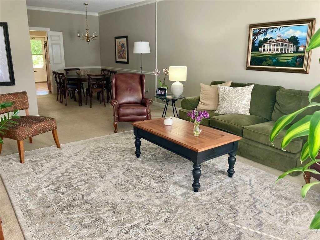 110 Milledge Ter Apt 4 - Photo 4 of 23