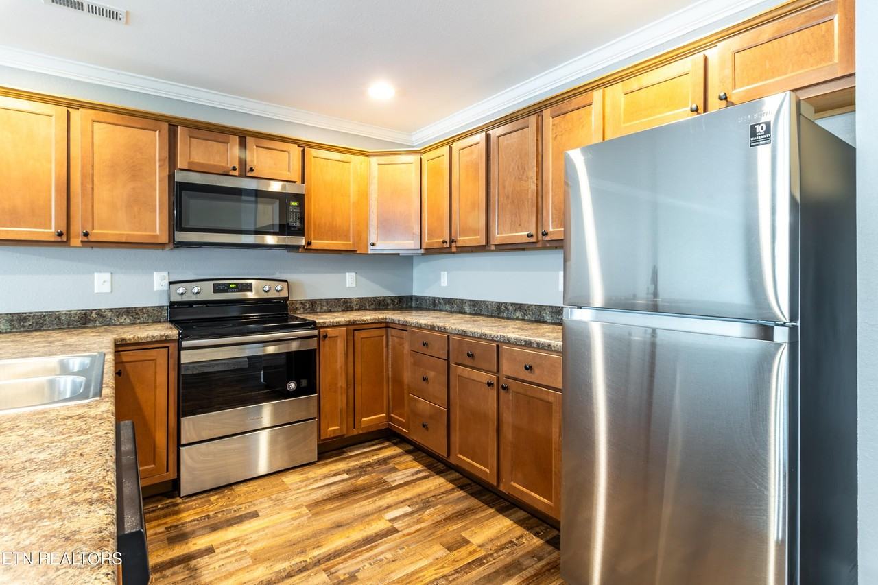 926 Warrior Hill Dr - Photo 7 of 31