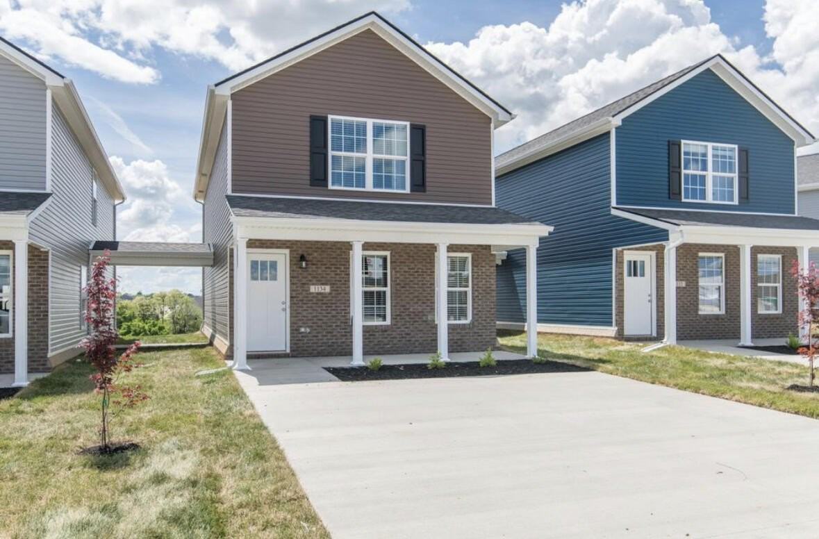 4026 Ruby Rose Rd - Photo 3 of 18