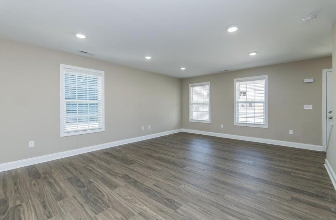 4026 Ruby Rose Rd - Photo 6 of 18