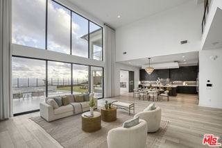 20248 Willoughby Ln - Photo 5 of 8