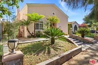 138 N Almont Dr - Photo 3 of 8