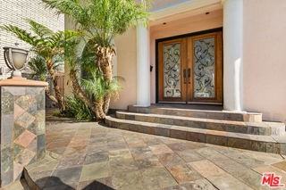 138 N Almont Dr - Photo 4 of 8