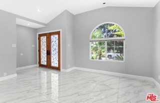 138 N Almont Dr - Photo 7 of 8