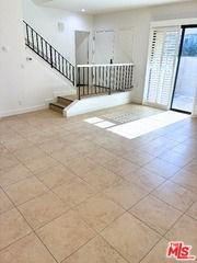 2340 Century Hl - Photo 2 of 8