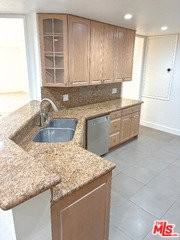 2340 Century Hl - Photo 6 of 8