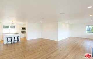 7353 Pyramid Pl - Photo 3 of 3