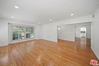 2124 Hillsboro Ave - Photo 2 of 8