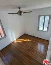 6434 W 87th St #1 - Photo 3 of 8