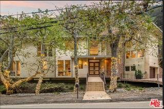 3685 Mandeville Canyon Rd - Photo 2 of 8