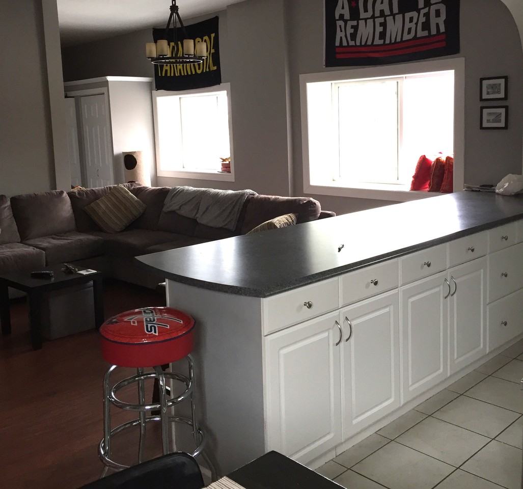 216 Front St N #2 - Photo 3 of 8