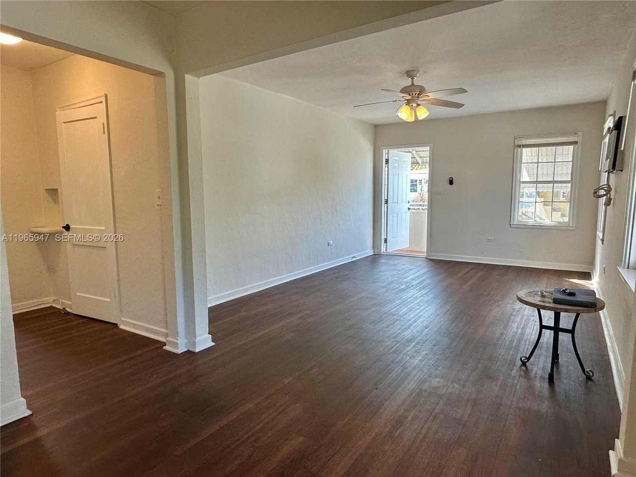 430 76th St #4 - Photo 5 of 24