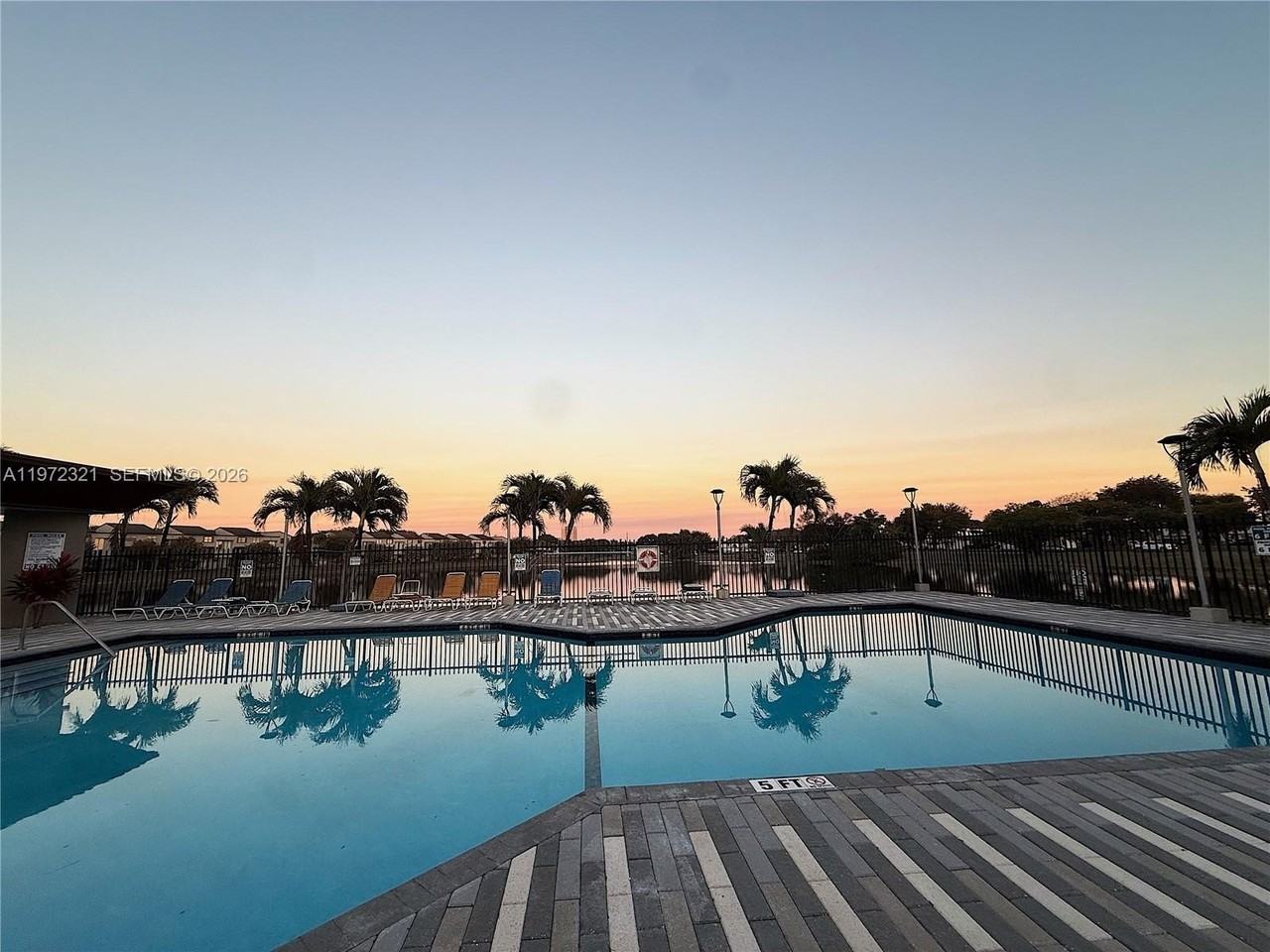 10231 Fontainebleau Blvd #203 - Photo 5 of 8