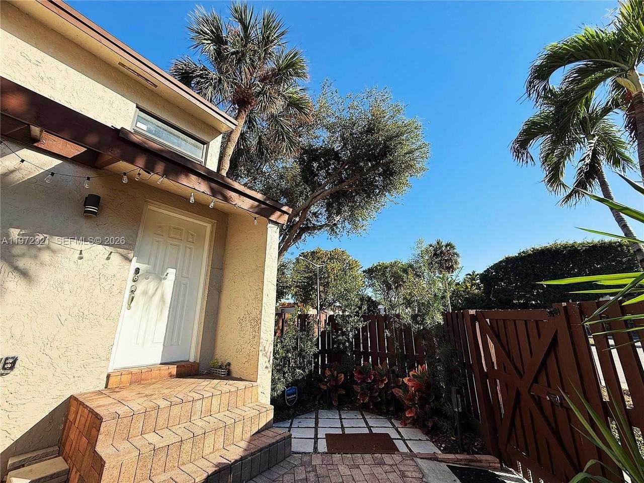 10231 Fontainebleau Blvd #203 - Photo 7 of 8