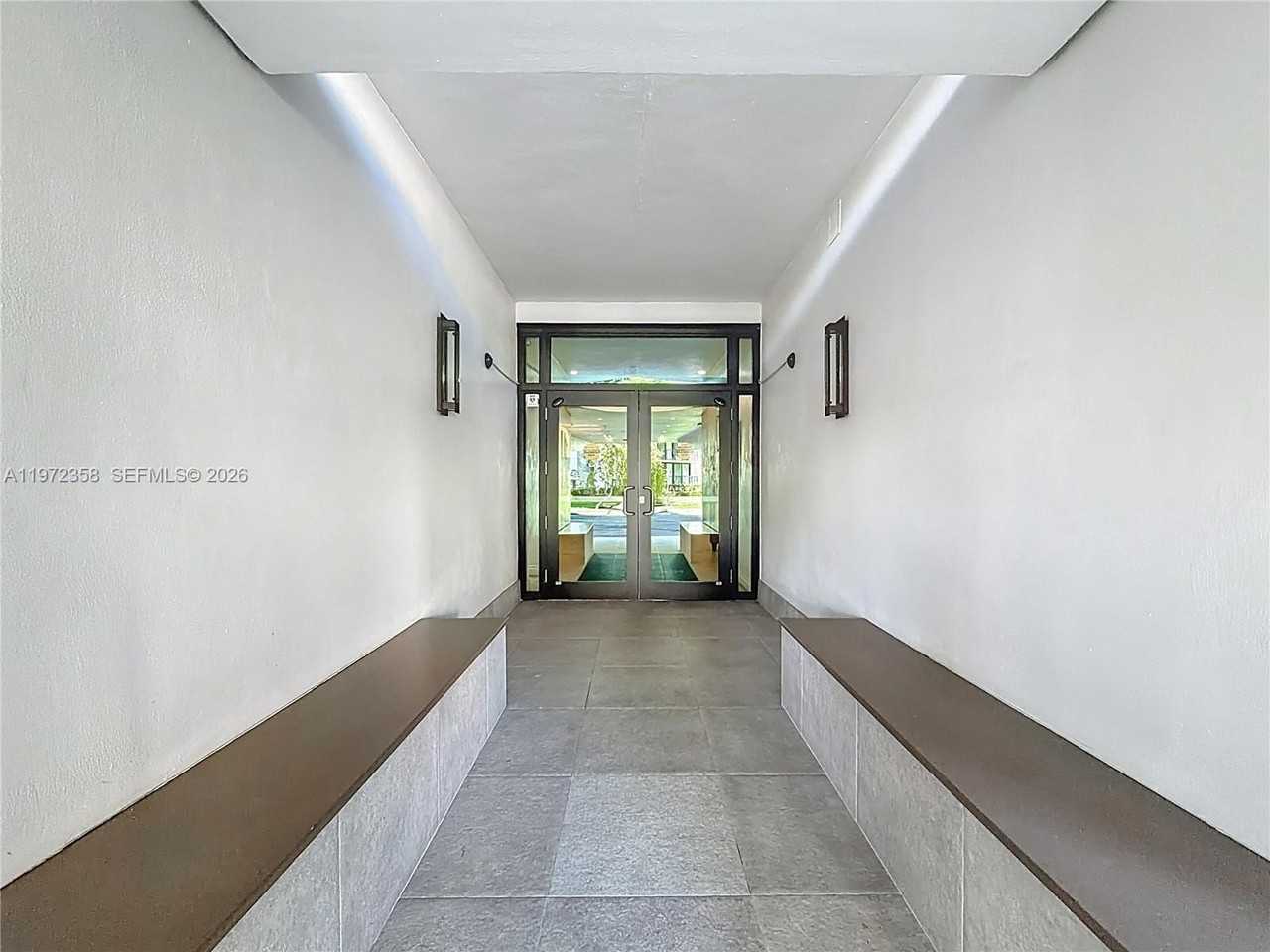 1350 River Reach Dr #118 - Photo 4 of 29