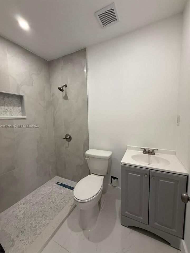 1379 Nw 55th Ter #4 - Photo 2 of 9