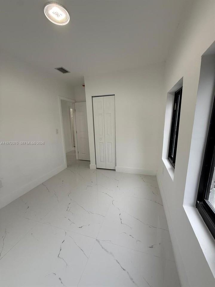 1379 Nw 55th Ter #4 - Photo 4 of 9